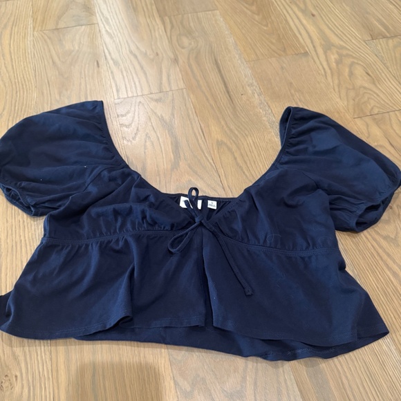 Aritzia - Sunday Best Navy Crop size S - Picture 1 of 7